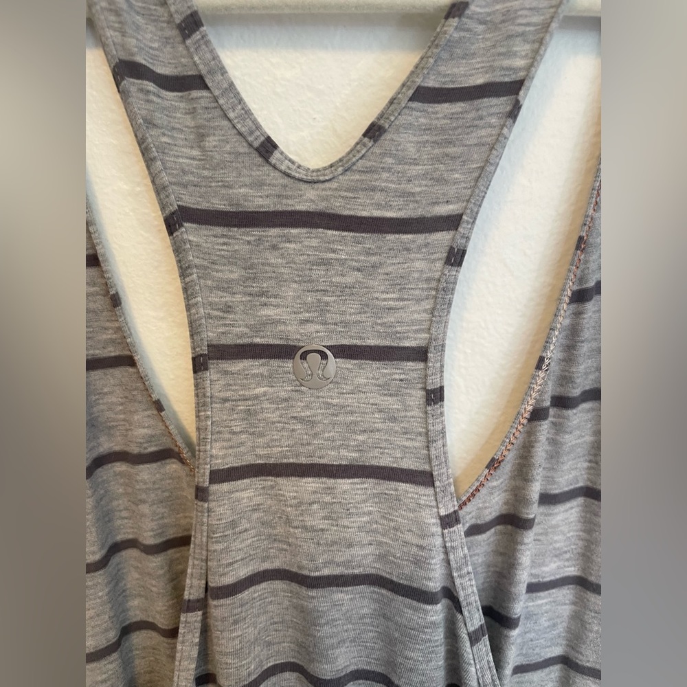 Lululemon Om Racerback Cayman Striped Grey - Picture 7 of 8